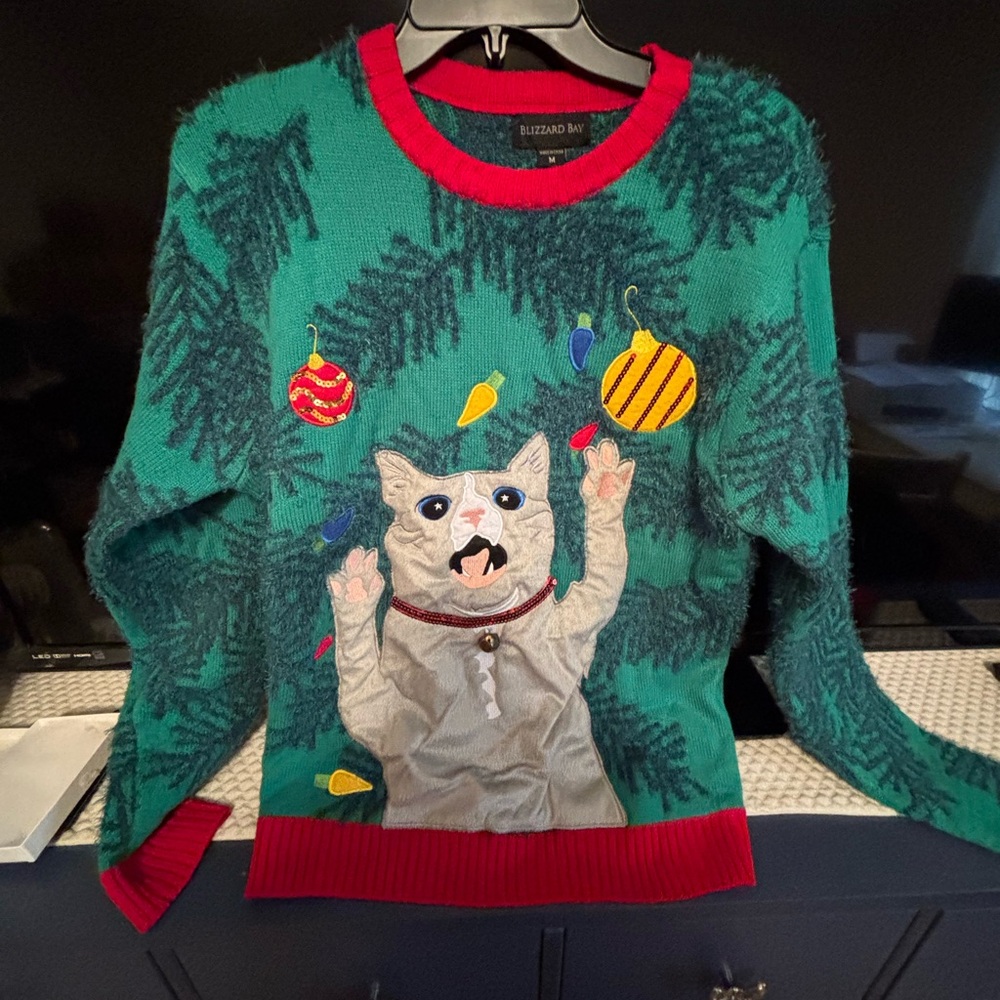 Blizzard Bay Festive Cat Sweater